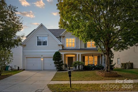 Photo of 20127 Beard Street, Cornelius, NC 28031 (MLS # 4315027)
