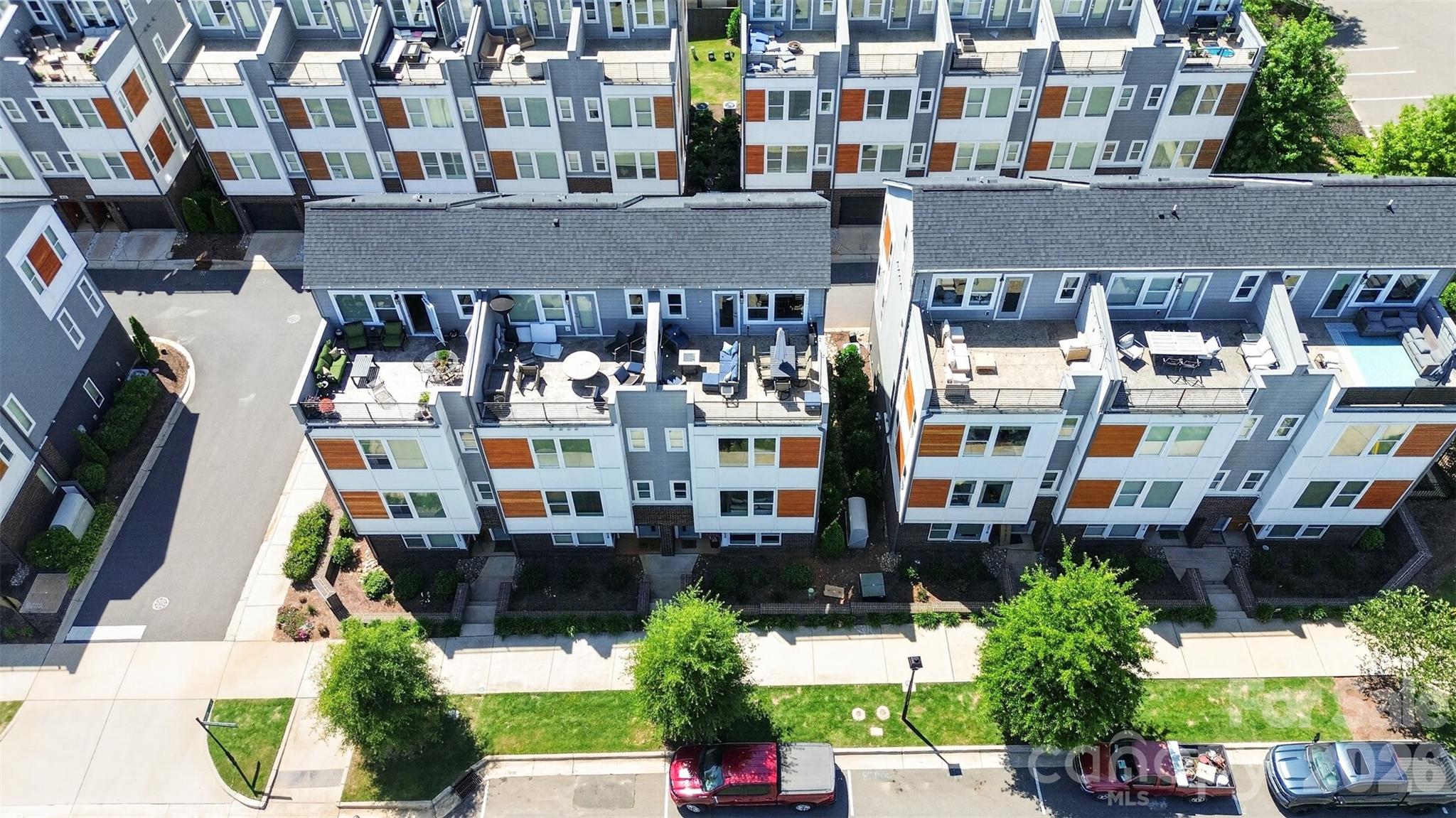 Bryant Park Terraces - Residential
