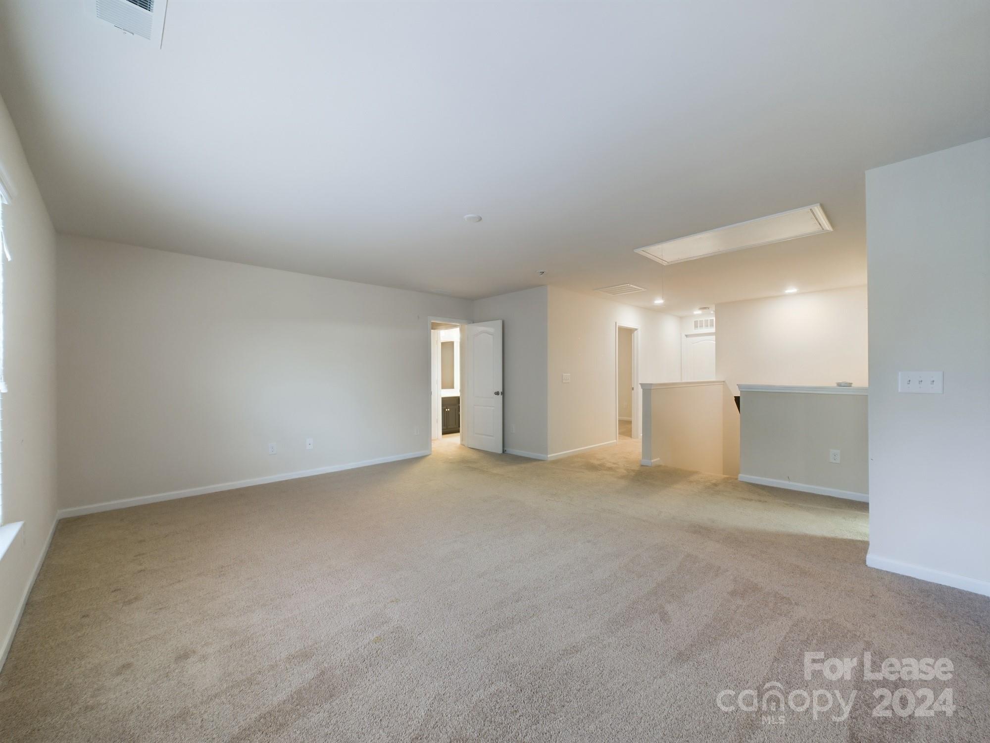 Chateau - Residential Lease