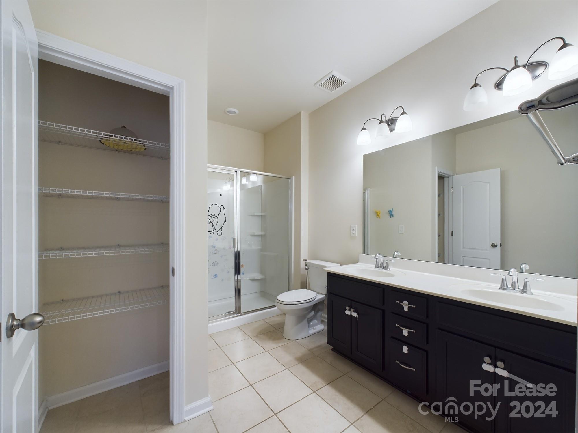 Chateau - Residential Lease