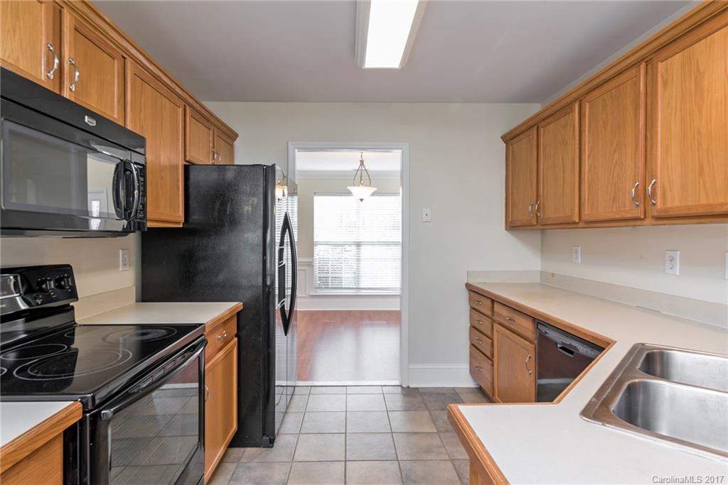 Colonial Village - Residential Lease