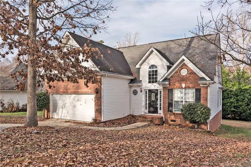 This Beautiful 4 BD, 2 Bath Home with 2 car garage offers a unique Floor Plan, Bonus Room, Closet Space and an Outdoor Space, that you can enjoy all year long! The Incredible vaulted ceilings in the Living Room with Fireplace and openness to the Gourmet Kitchen, allows everyone to be engaged in the action when entertaining or relaxing.