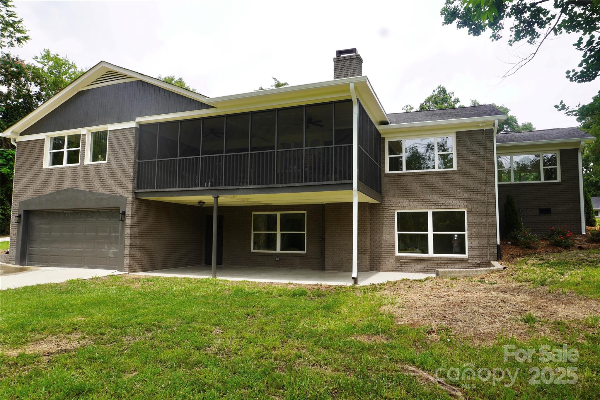 120 Pinewood Lane