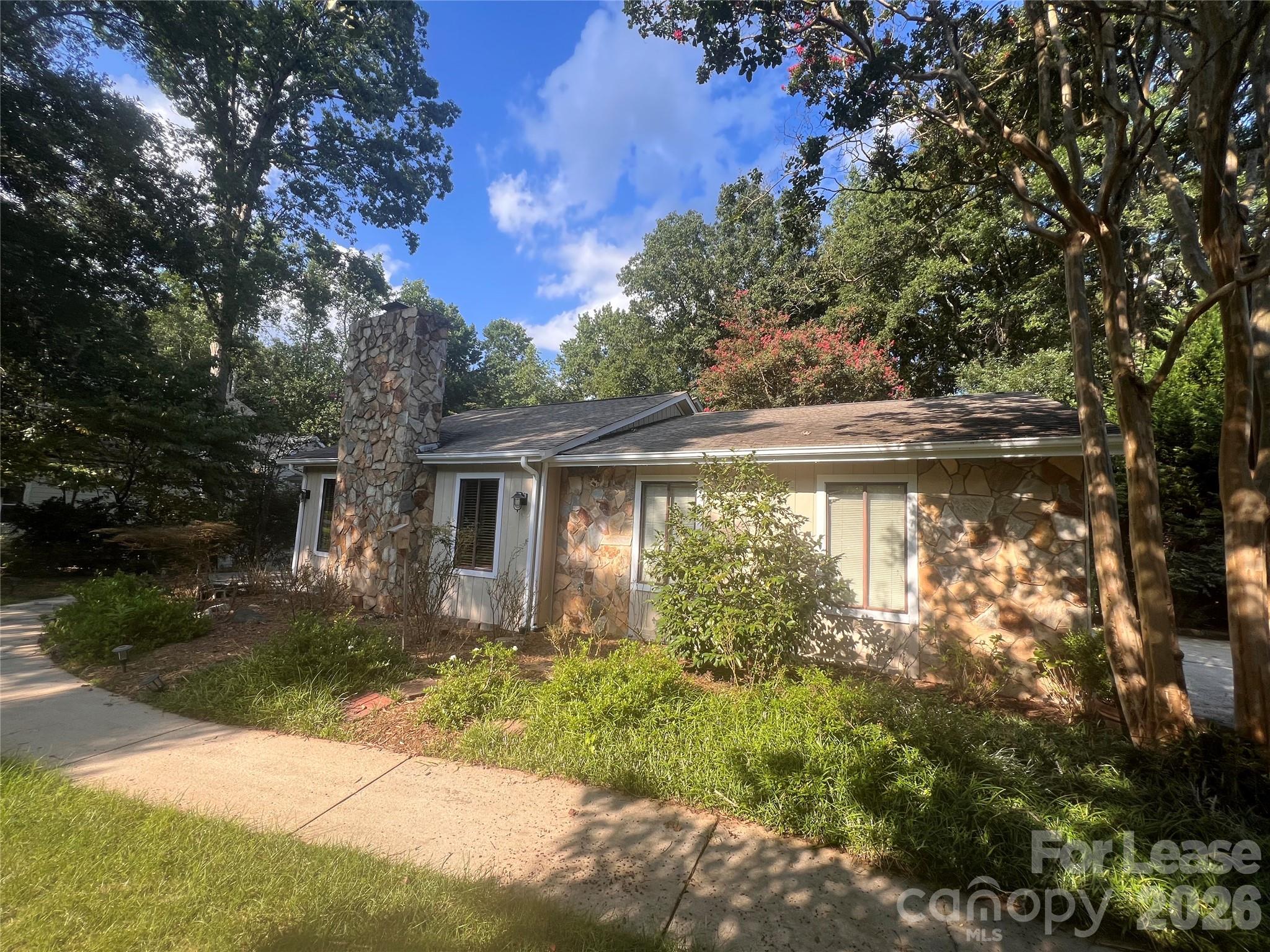 8133 Strawberry Lane