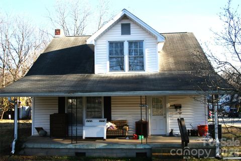 736 S Main Street Mooresville NC 28115