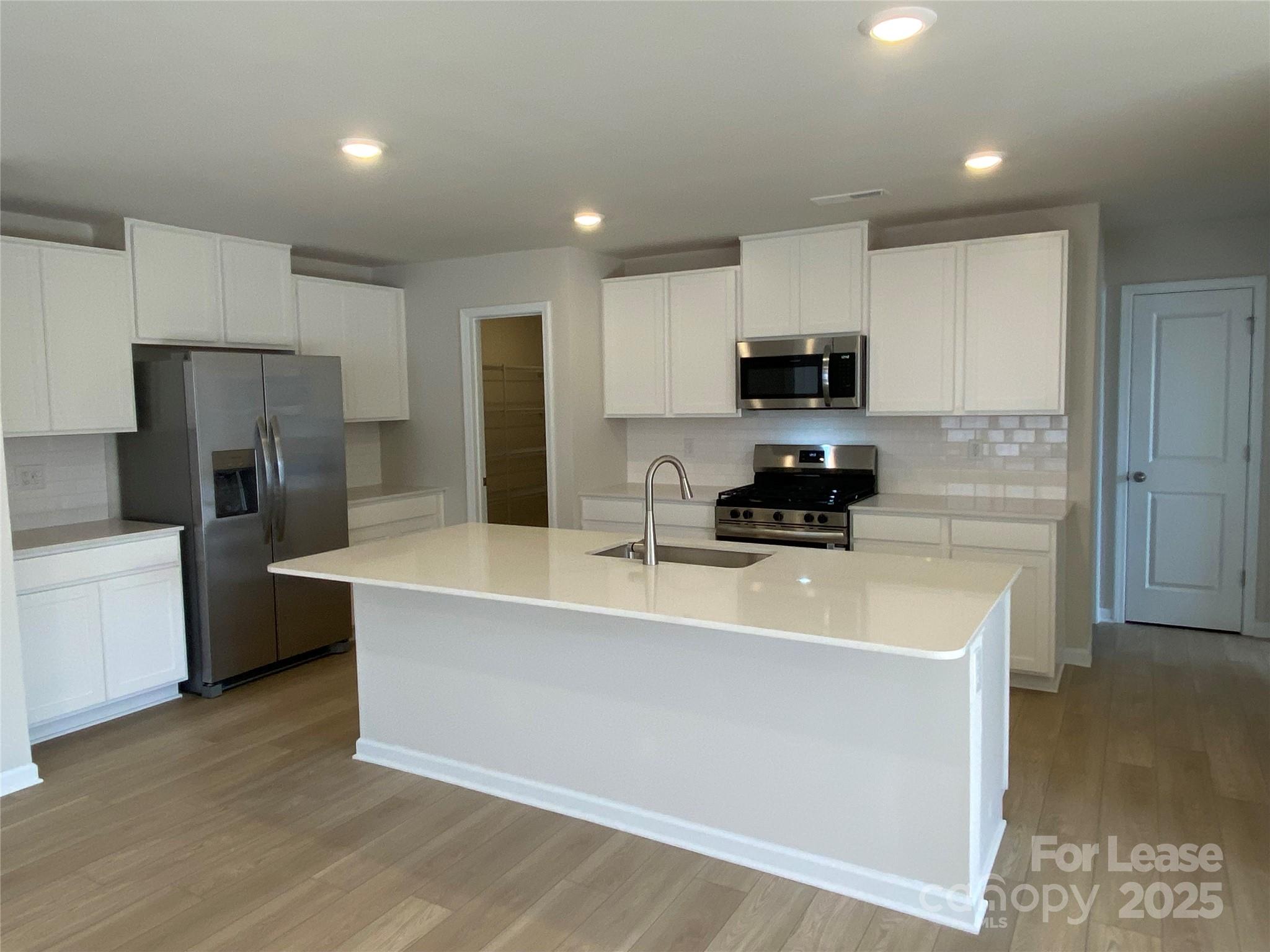 Sullivan Farm - Residential Lease