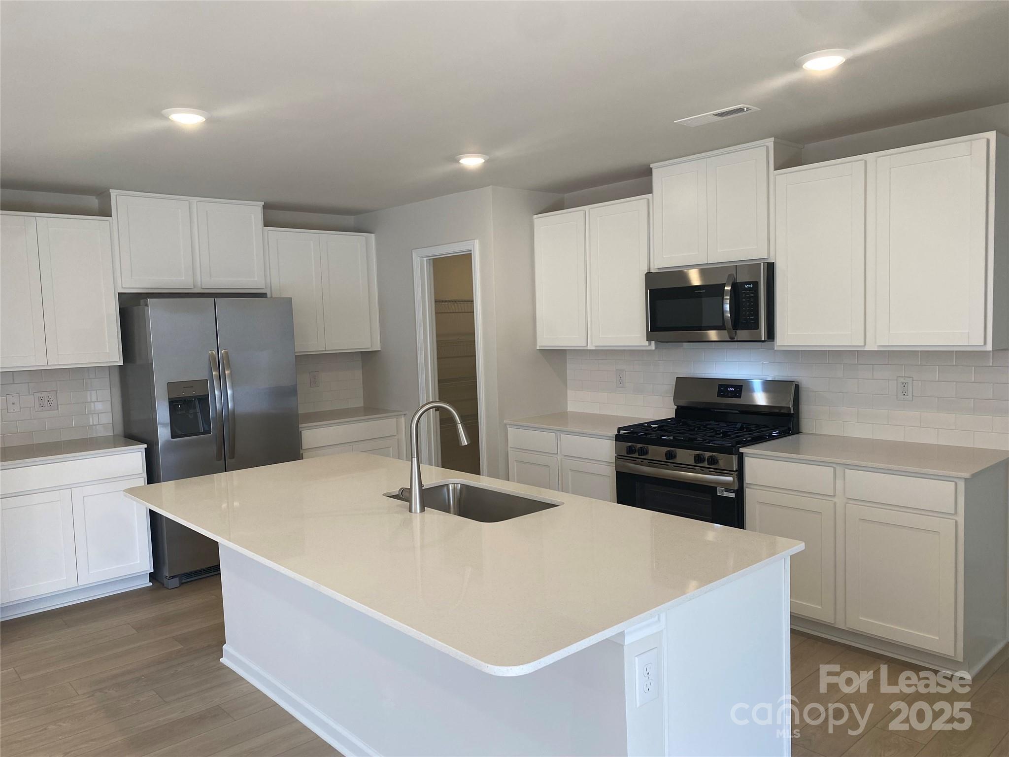 Sullivan Farm - Residential Lease