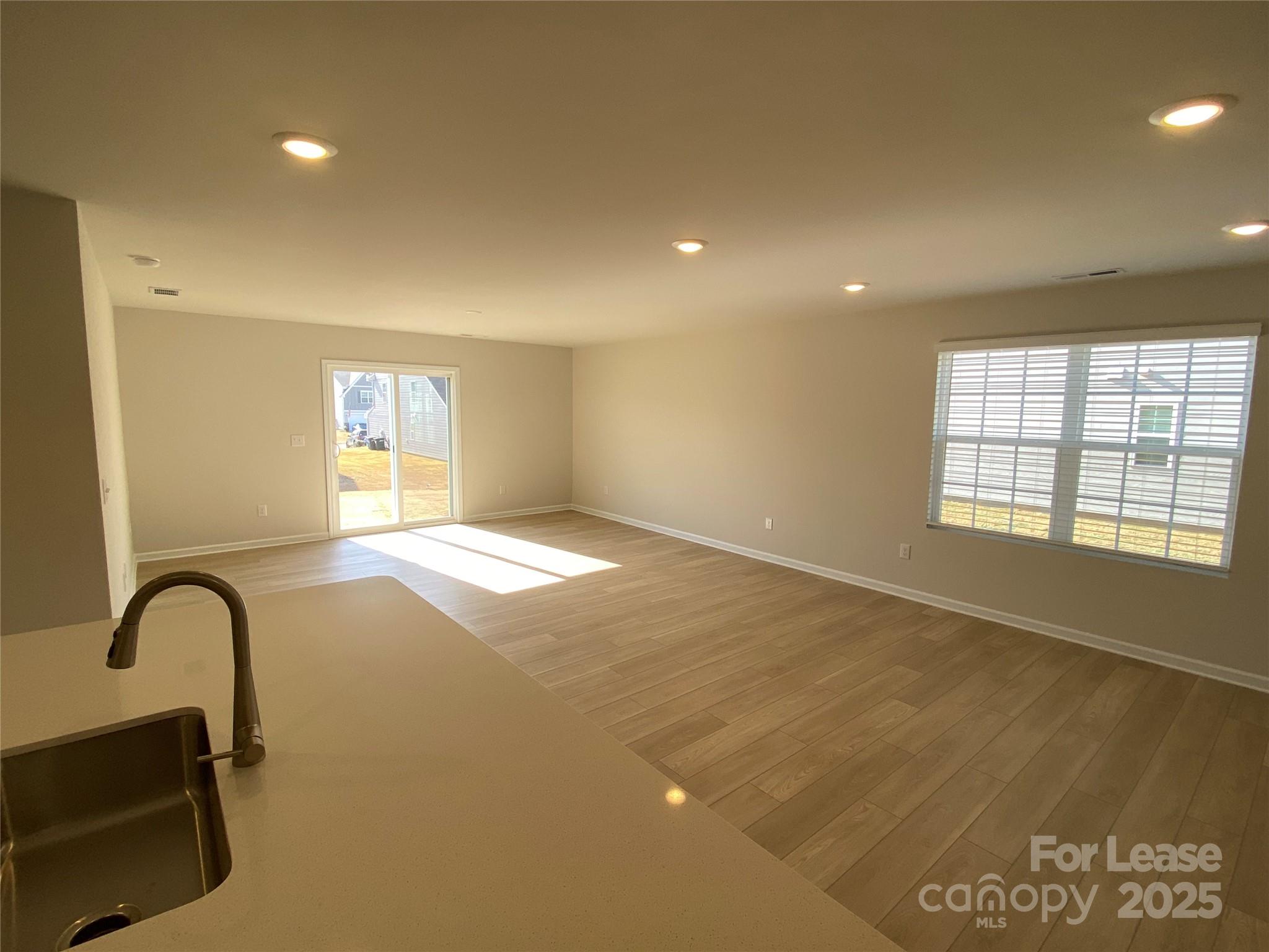 Sullivan Farm - Residential Lease