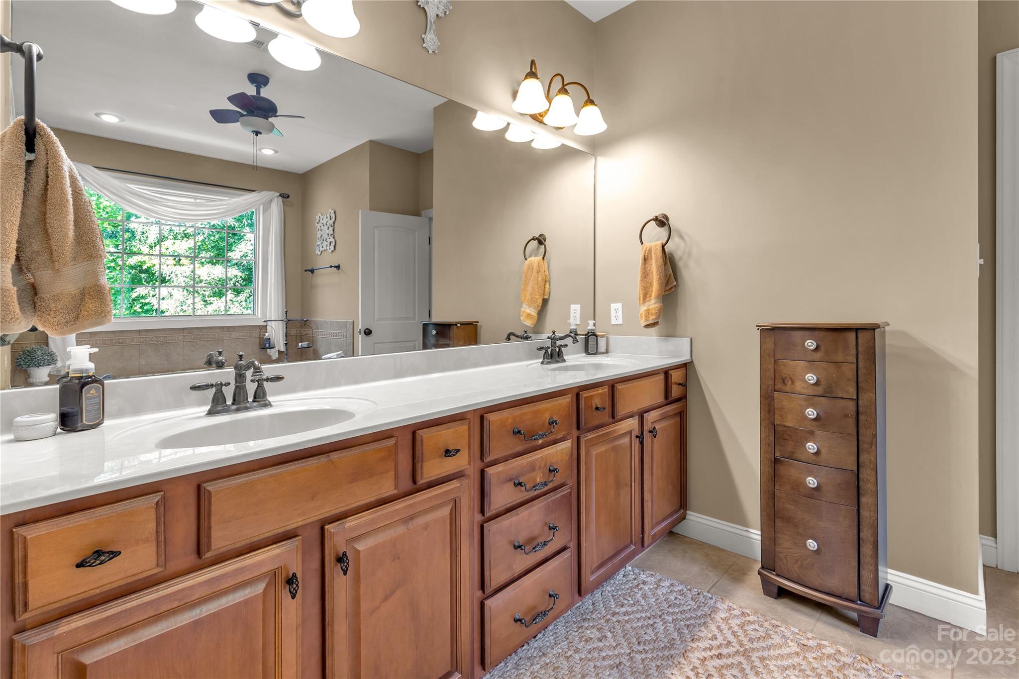 Clarendon Estates - Residential