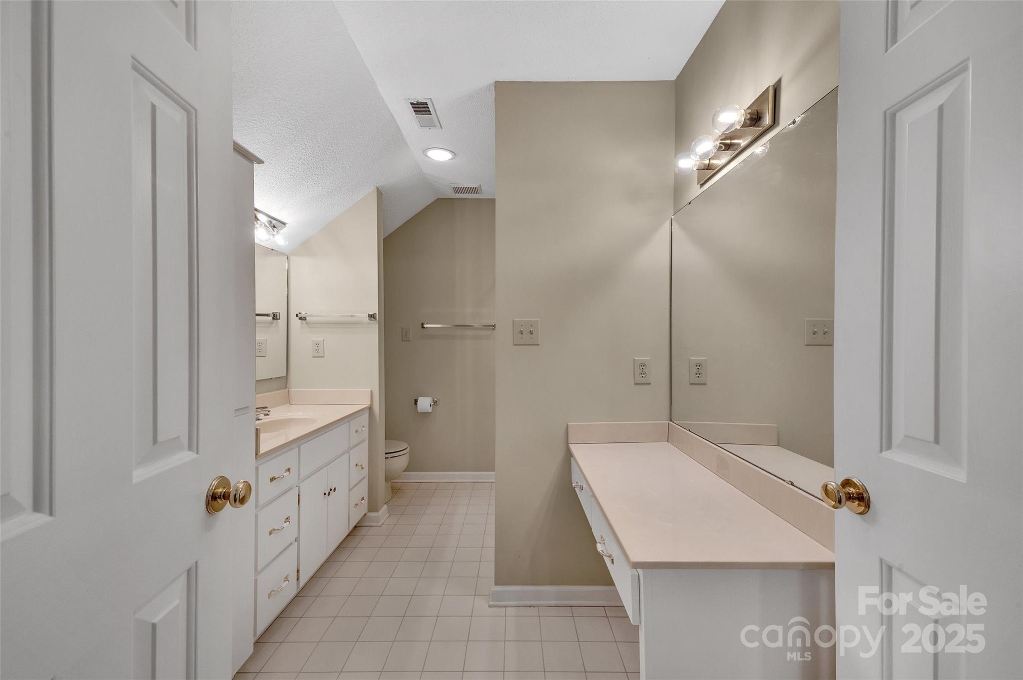 Wedgewood - Residential