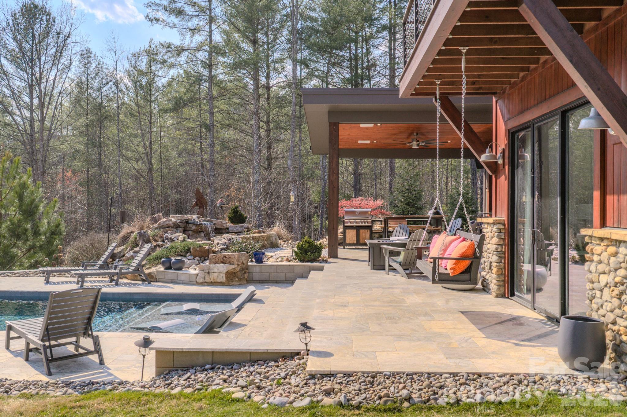 Waters Edge - Residential