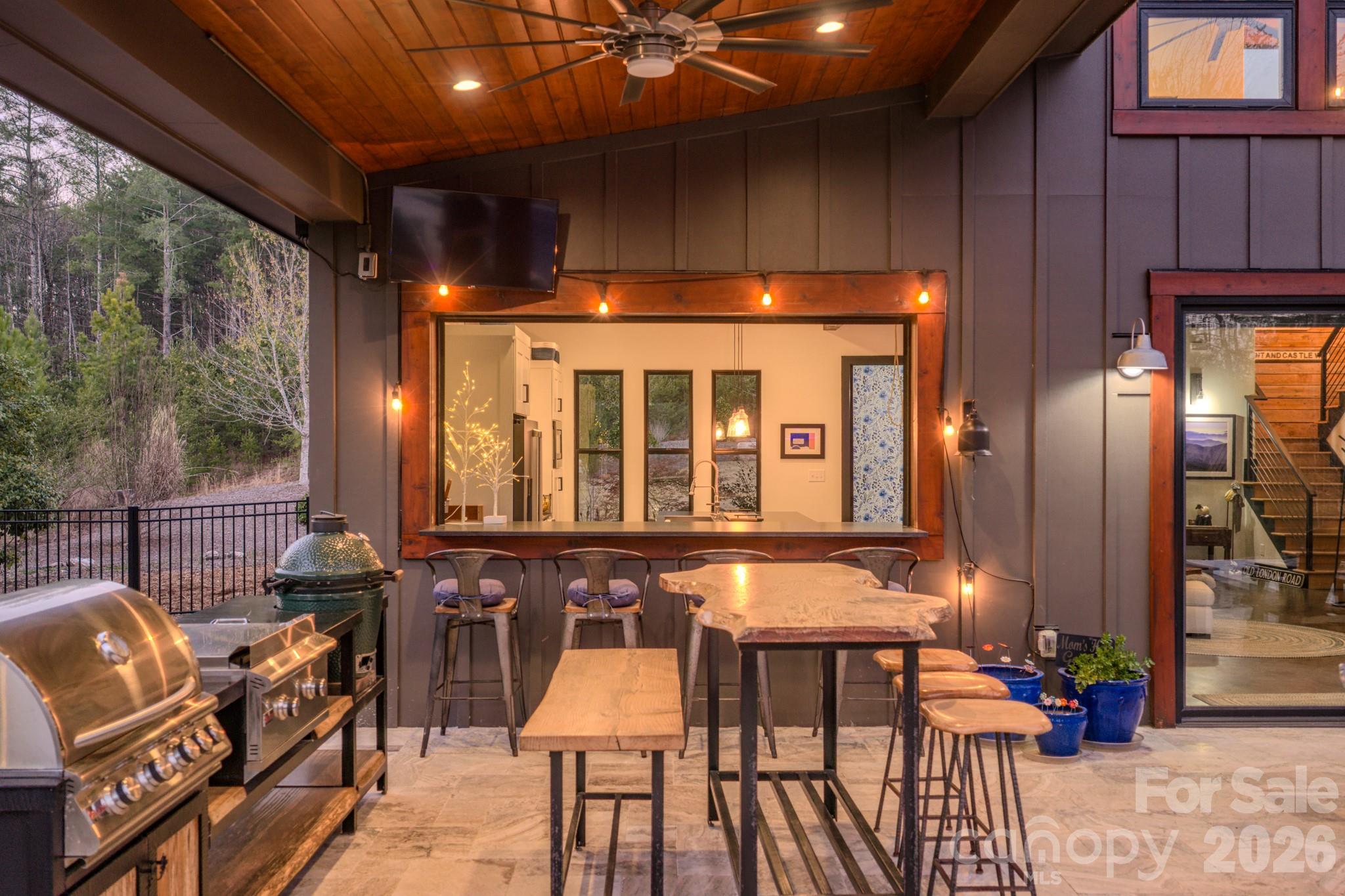 Waters Edge - Residential