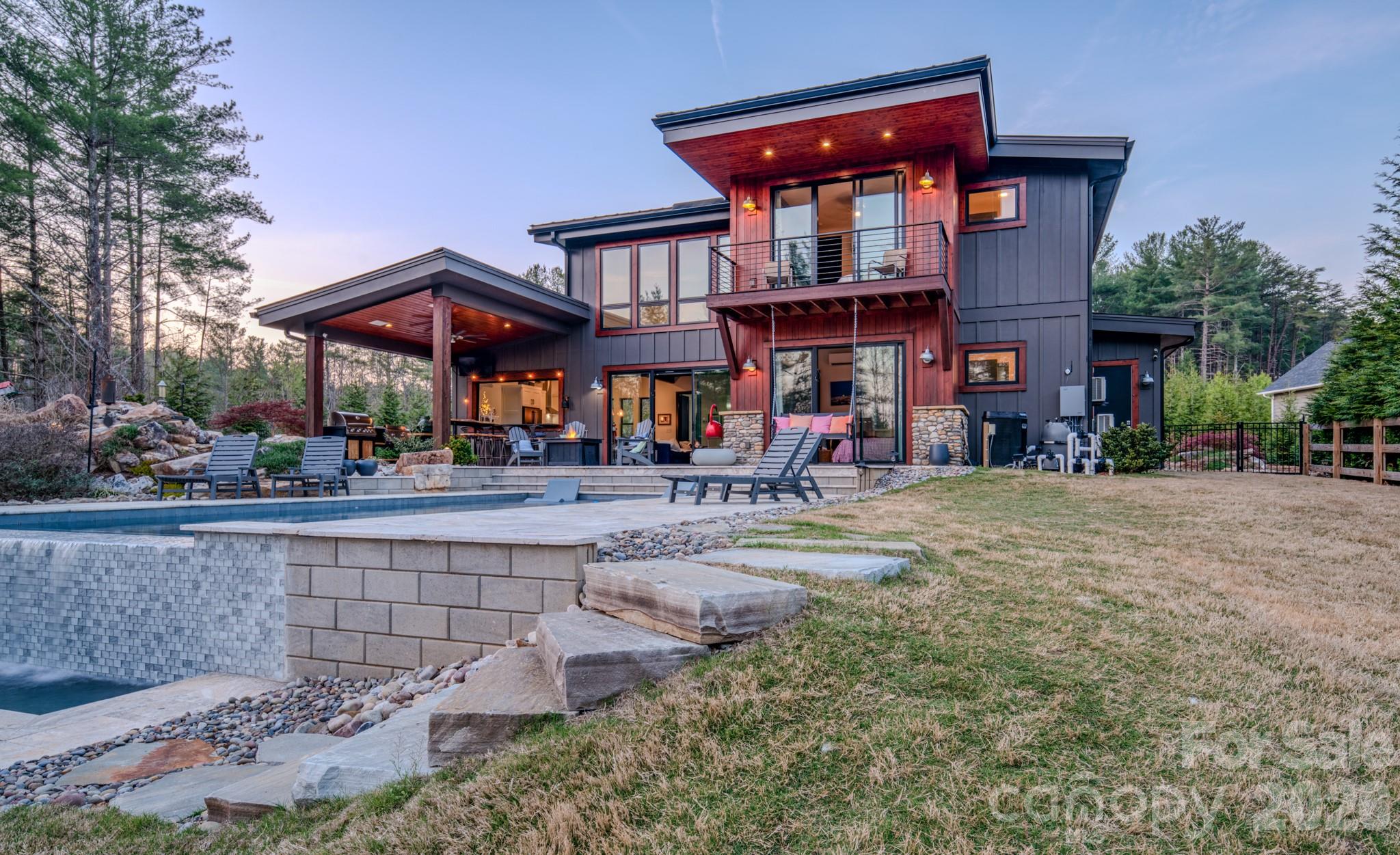 Waters Edge - Residential