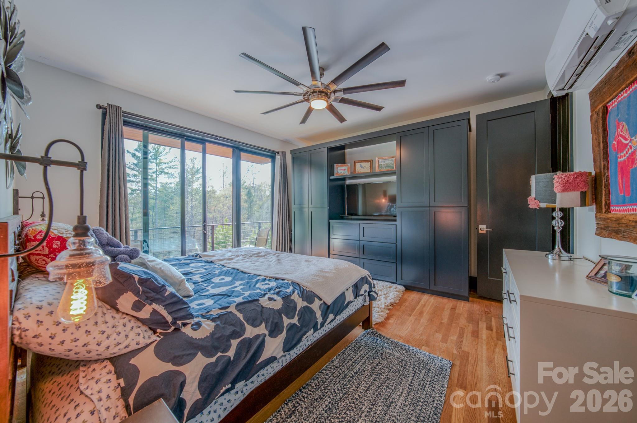 Waters Edge - Residential