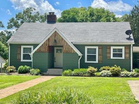 175 Pine Street Rutherfordton NC 28139