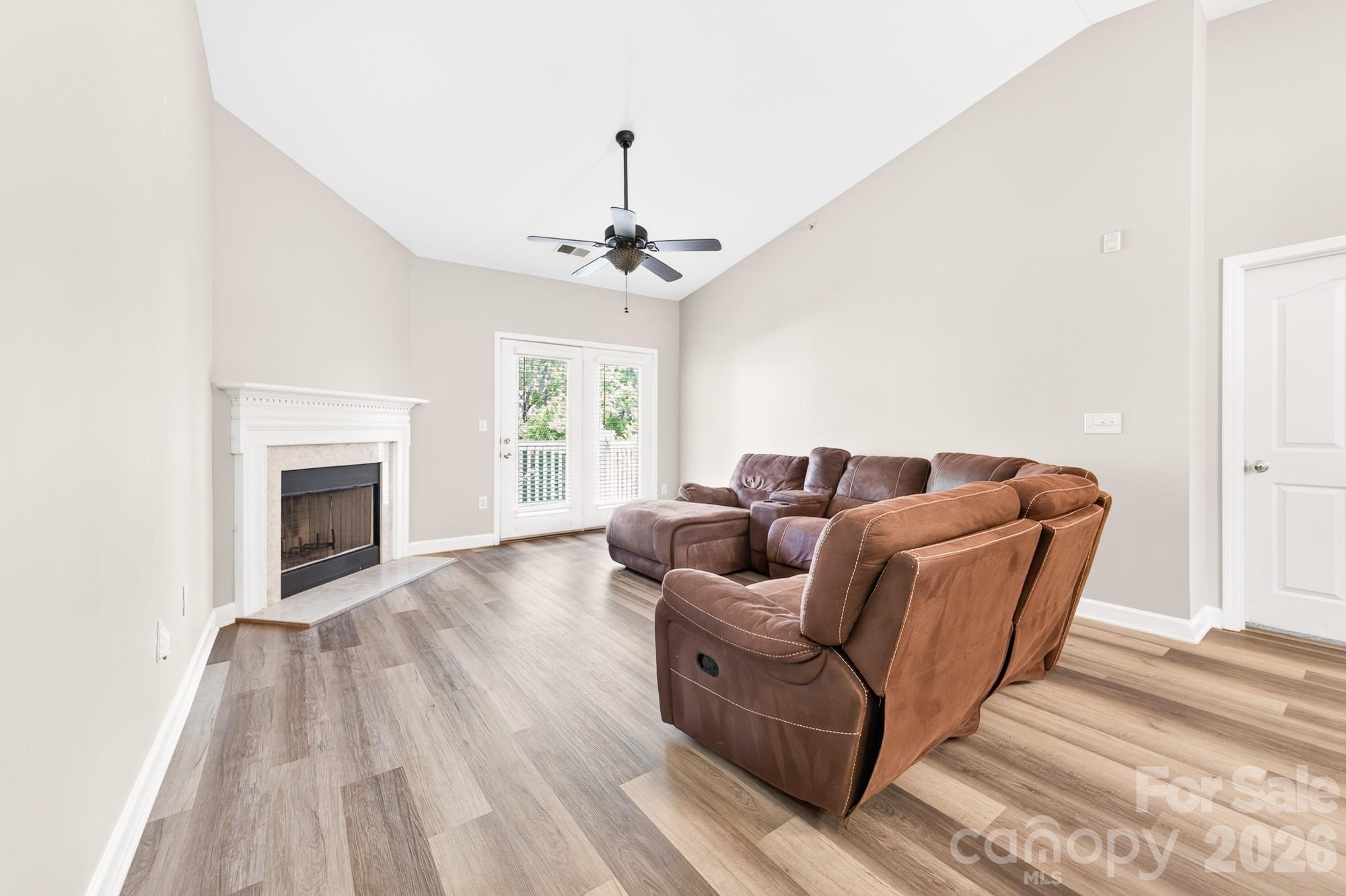 11721 Ridgeway Park Drive