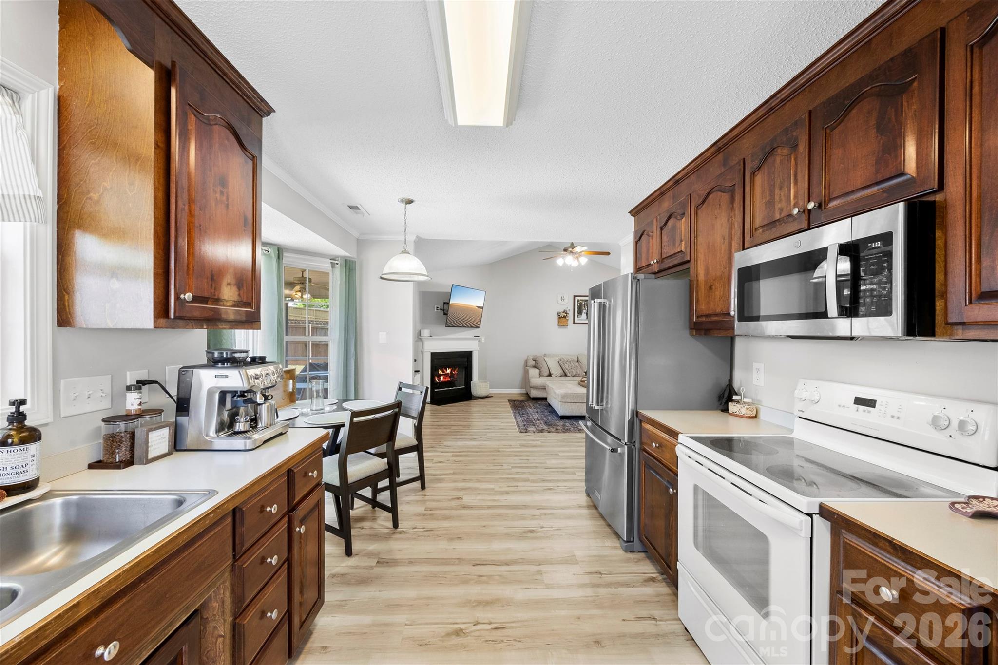 4321 Timberwood Drive