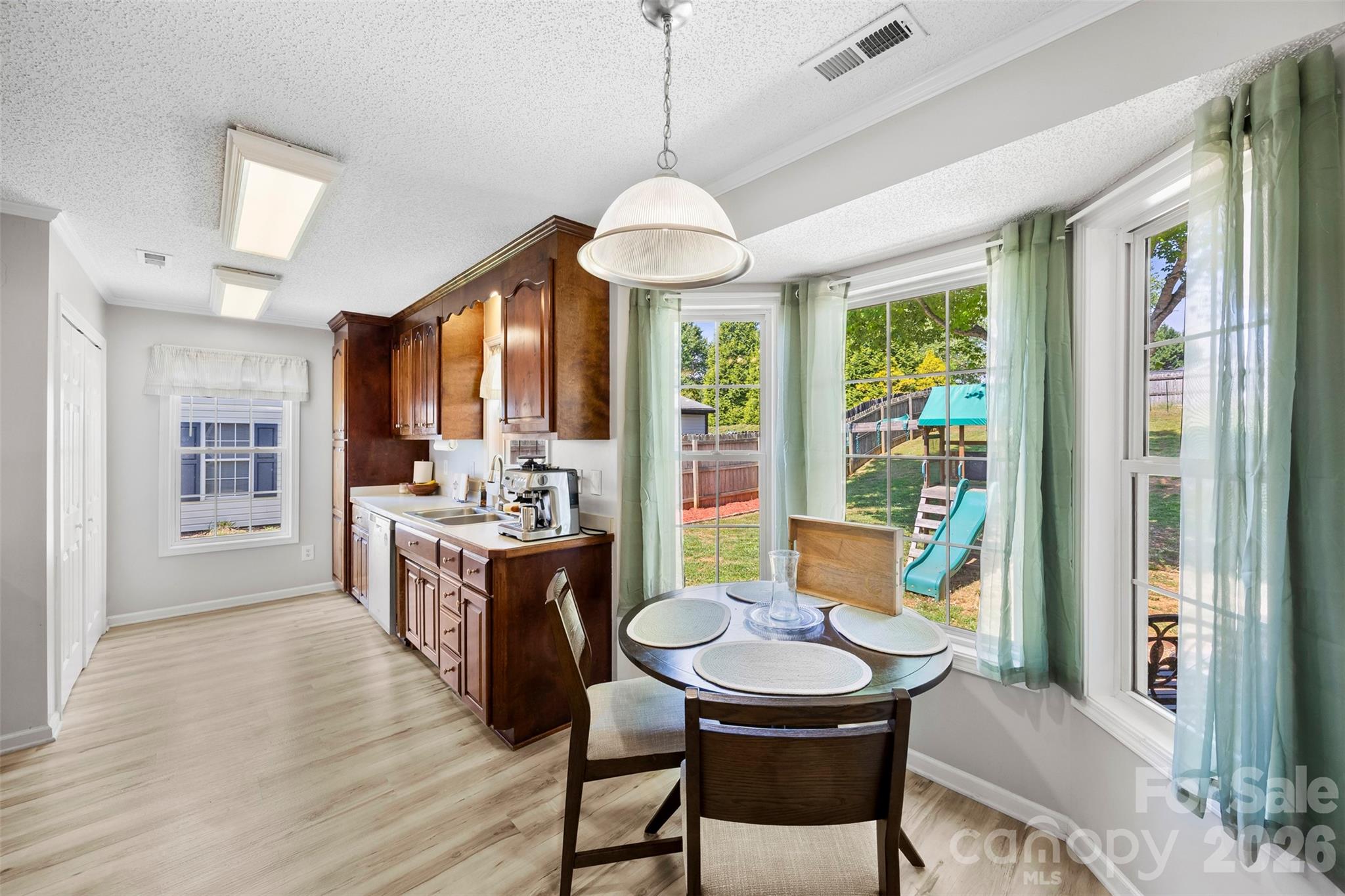 4321 Timberwood Drive