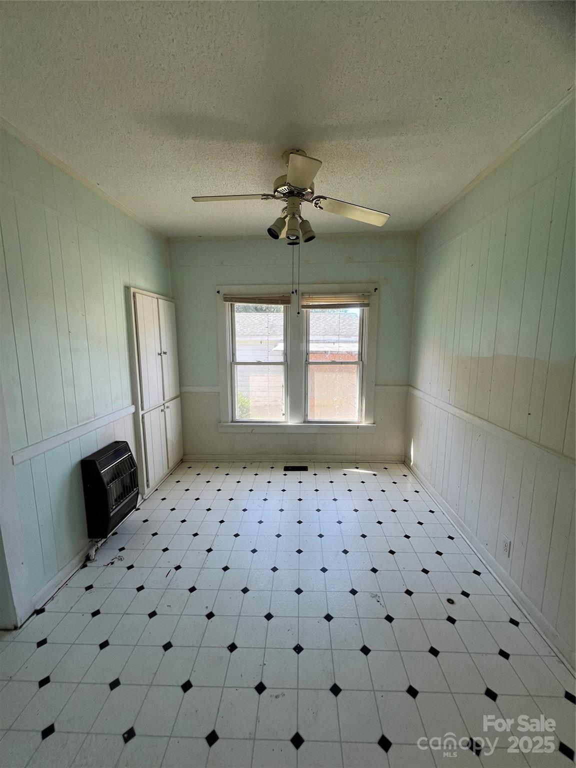 805 W Church Street W