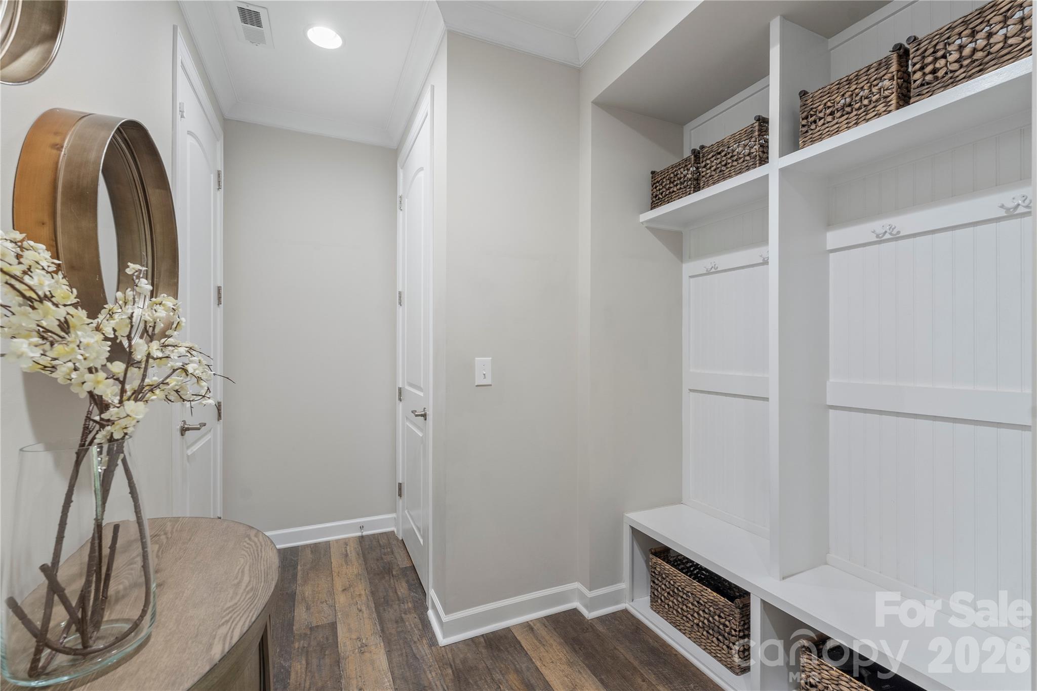 Lake Crest - Residential