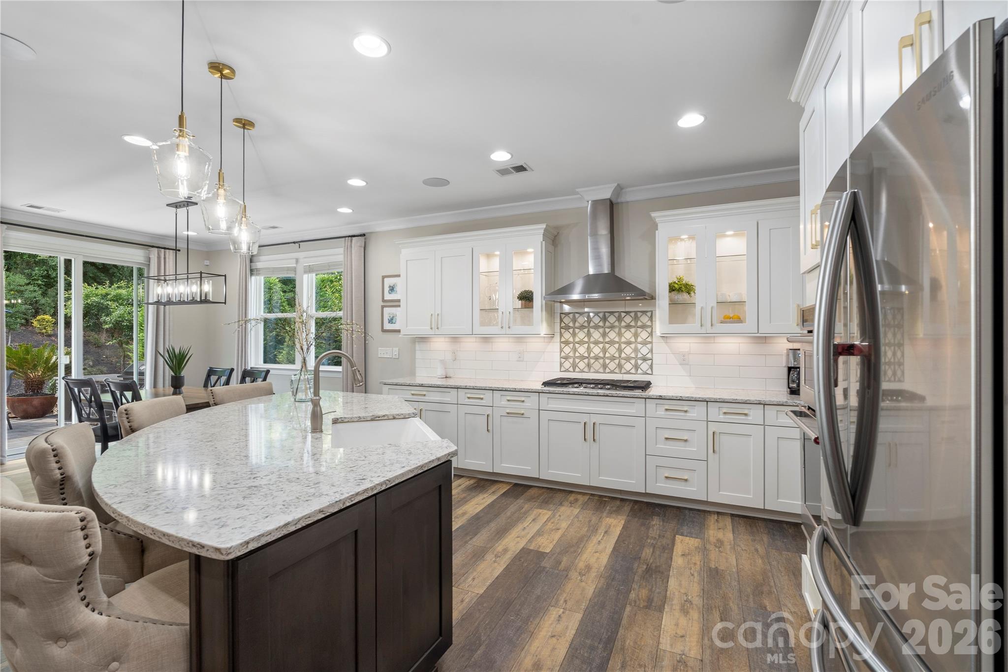 Lake Crest - Residential