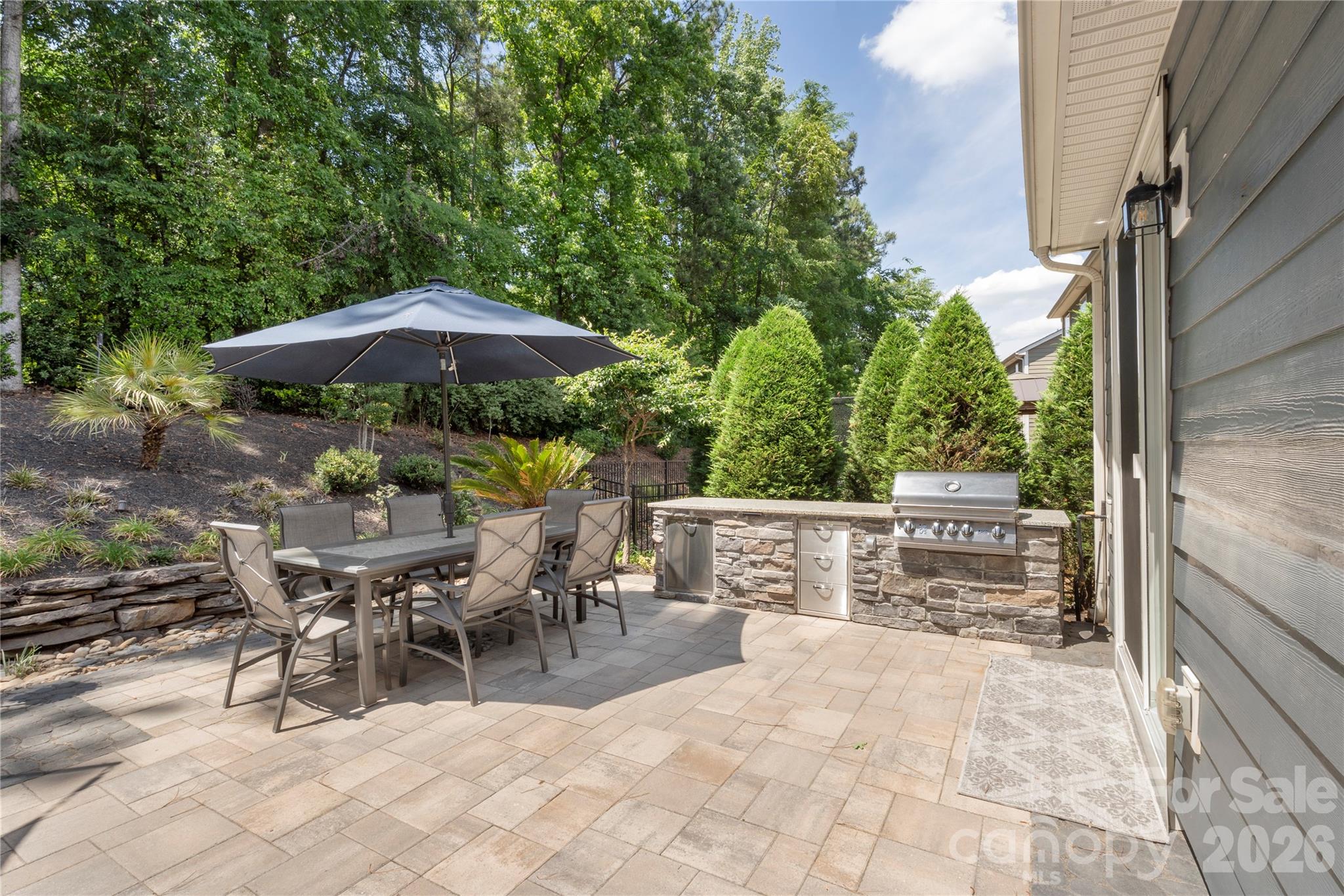 Lake Crest - Residential