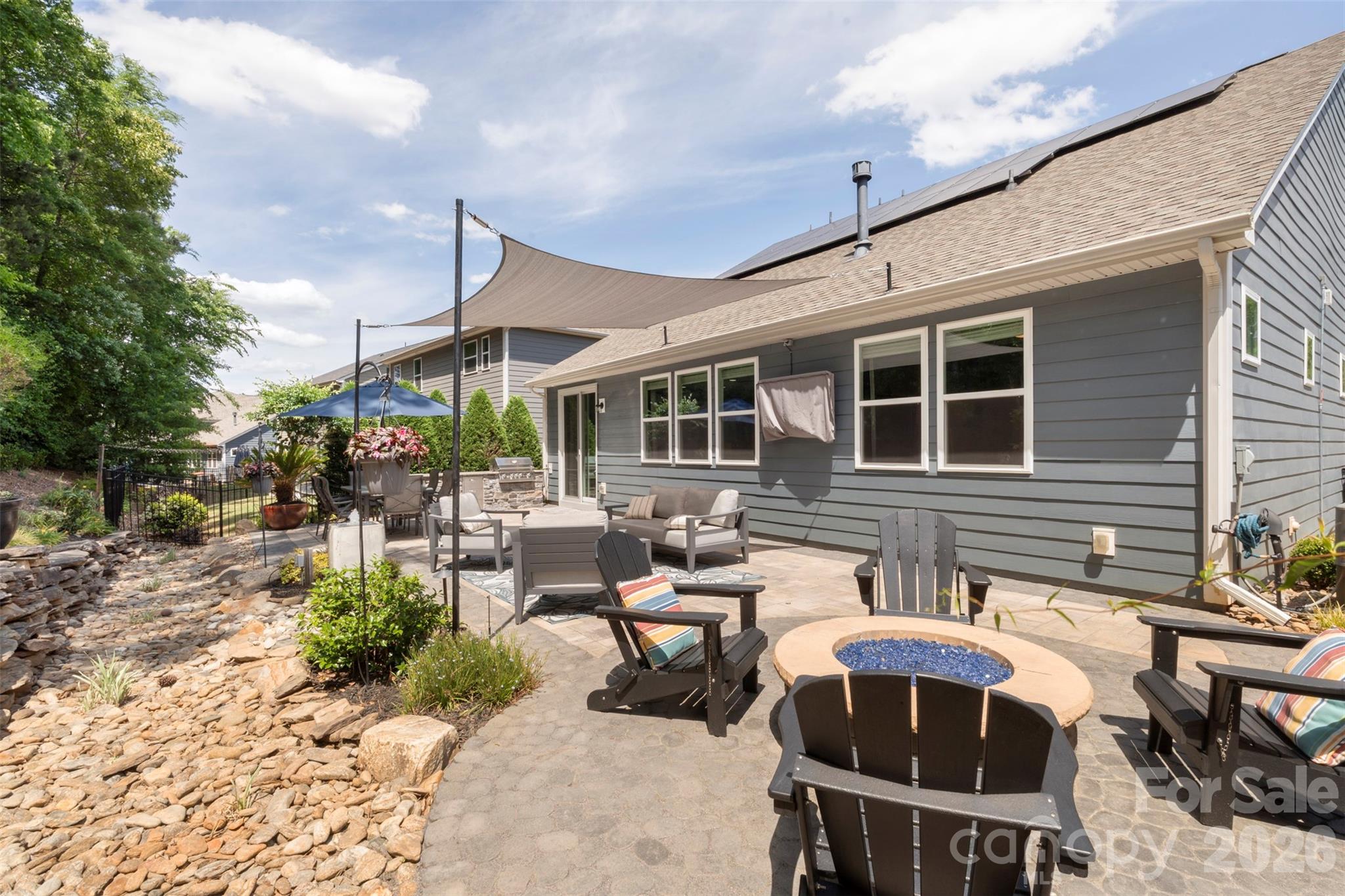 Lake Crest - Residential