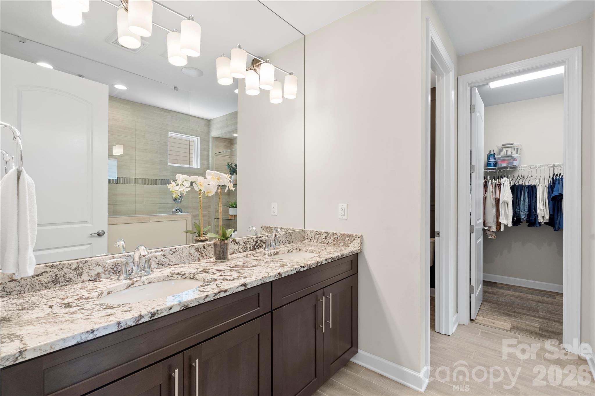 Lake Crest - Residential