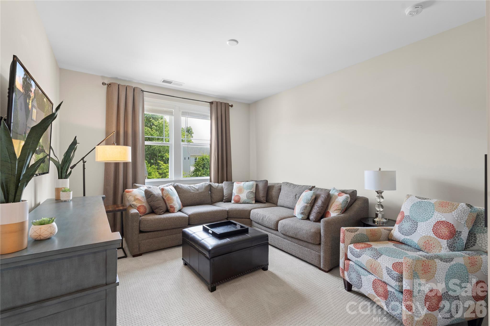 Lake Crest - Residential
