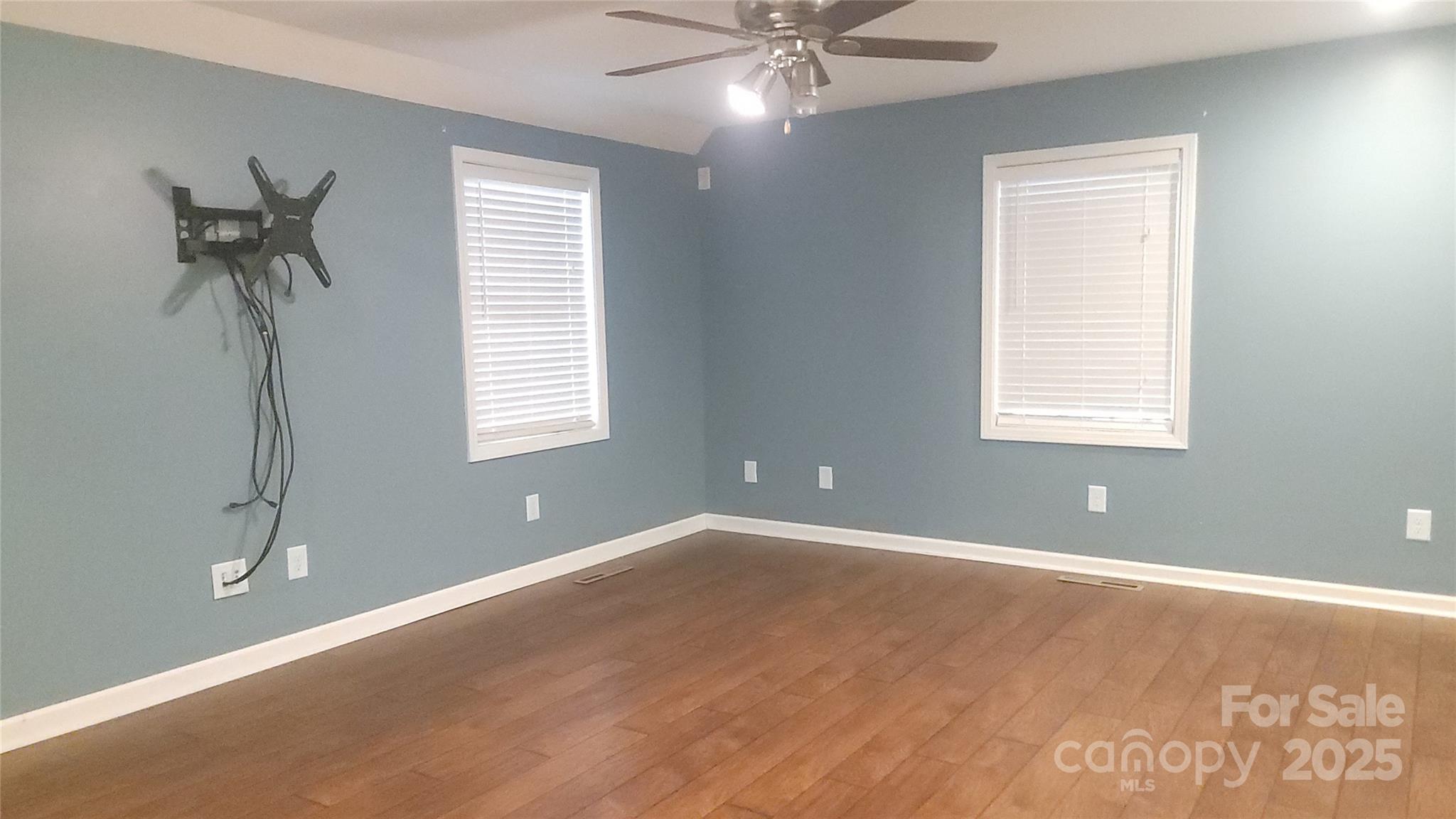 8282 Park Edwards Road