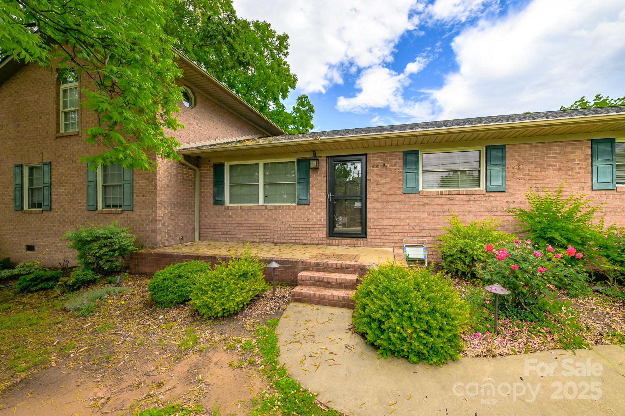 8282 Park Edwards Road