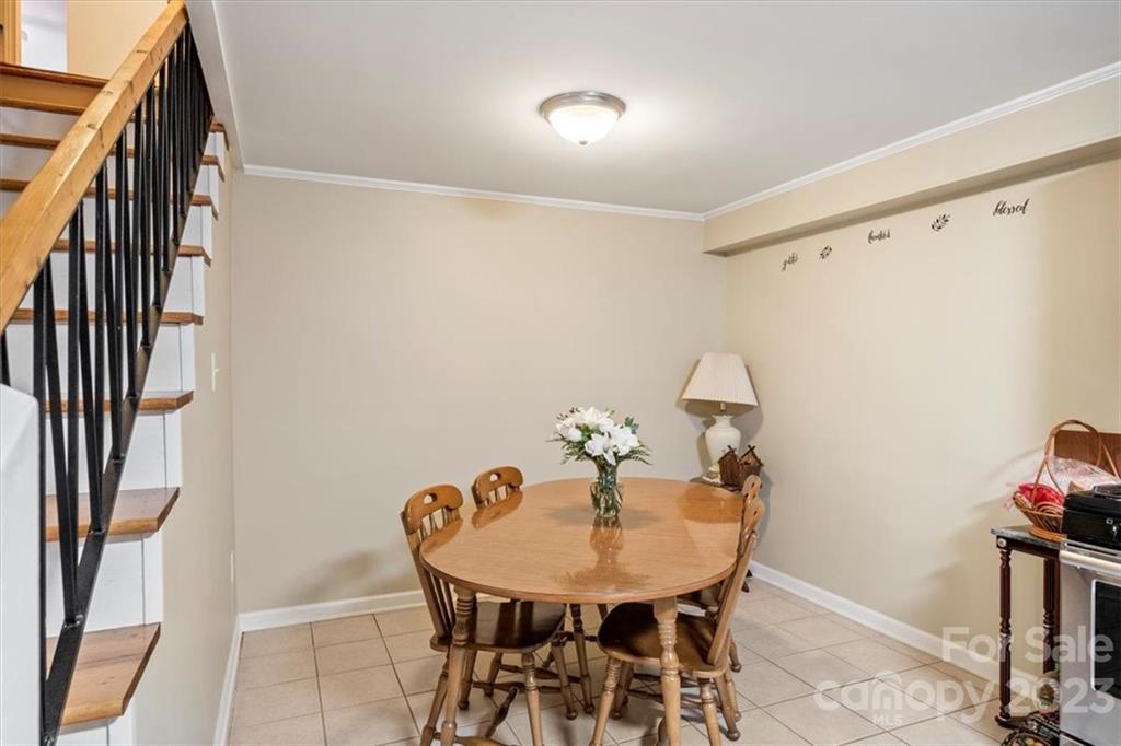 Royal Oaks - Residential