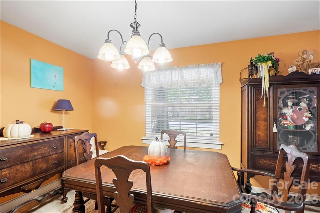 Royal Oaks - Residential