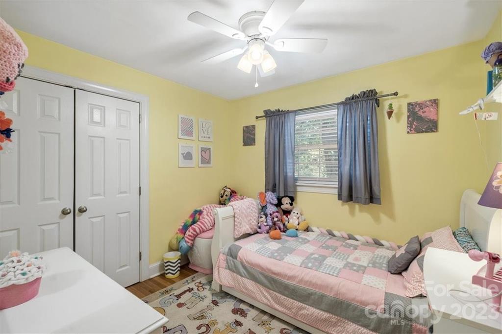 Royal Oaks - Residential
