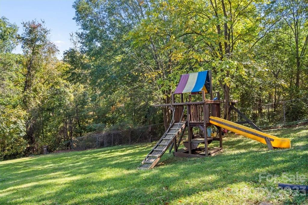 Royal Oaks - Residential
