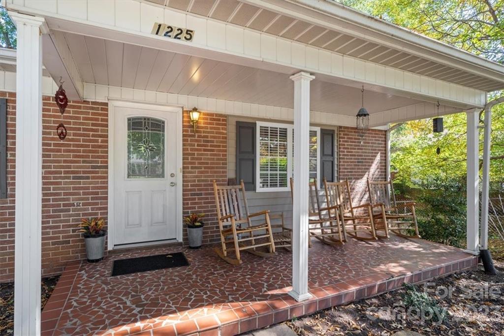 Royal Oaks - Residential
