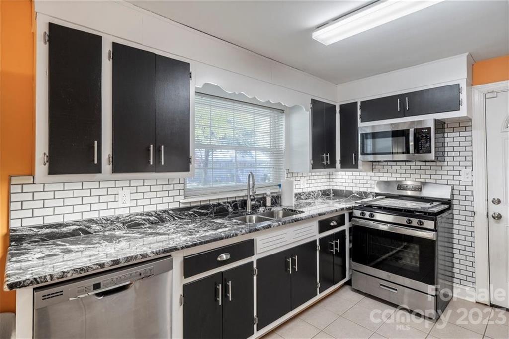 Royal Oaks - Residential