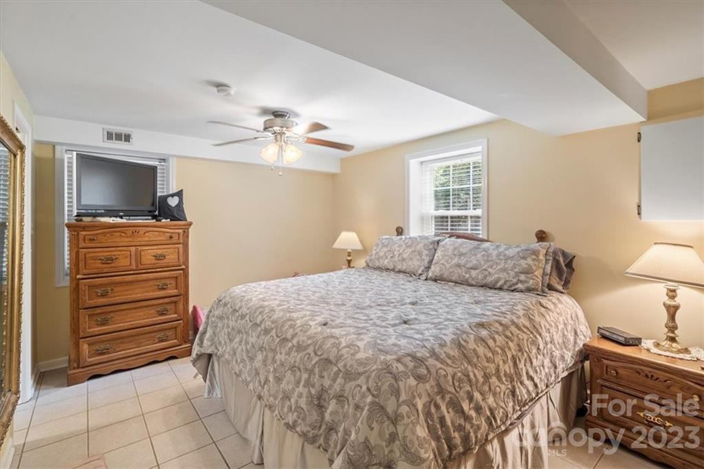 Royal Oaks - Residential