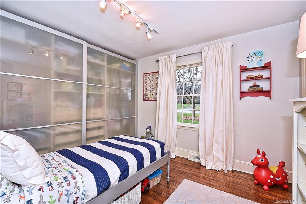 Country Club Heights - Residential