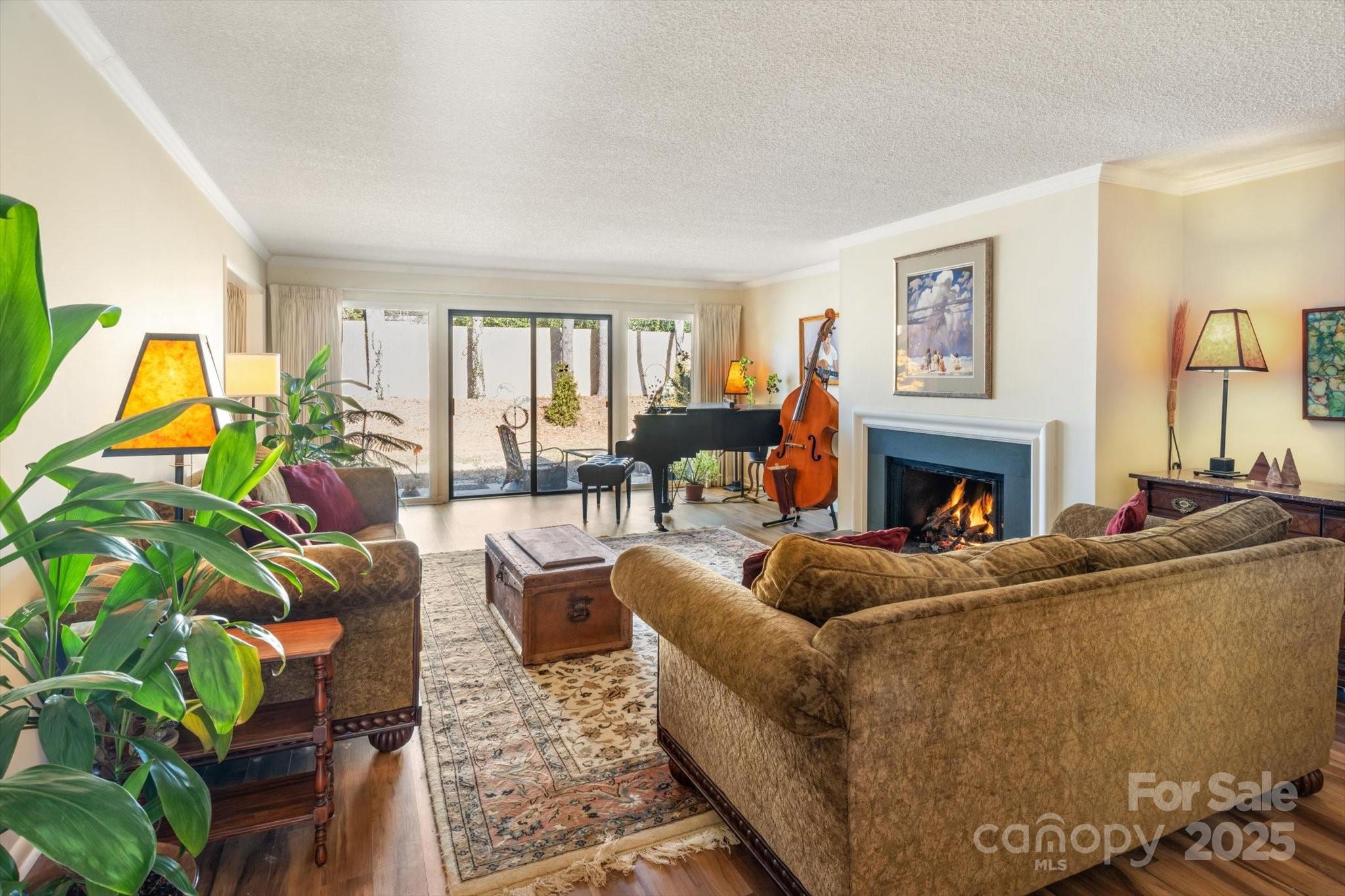 470 Crowfields Drive 6