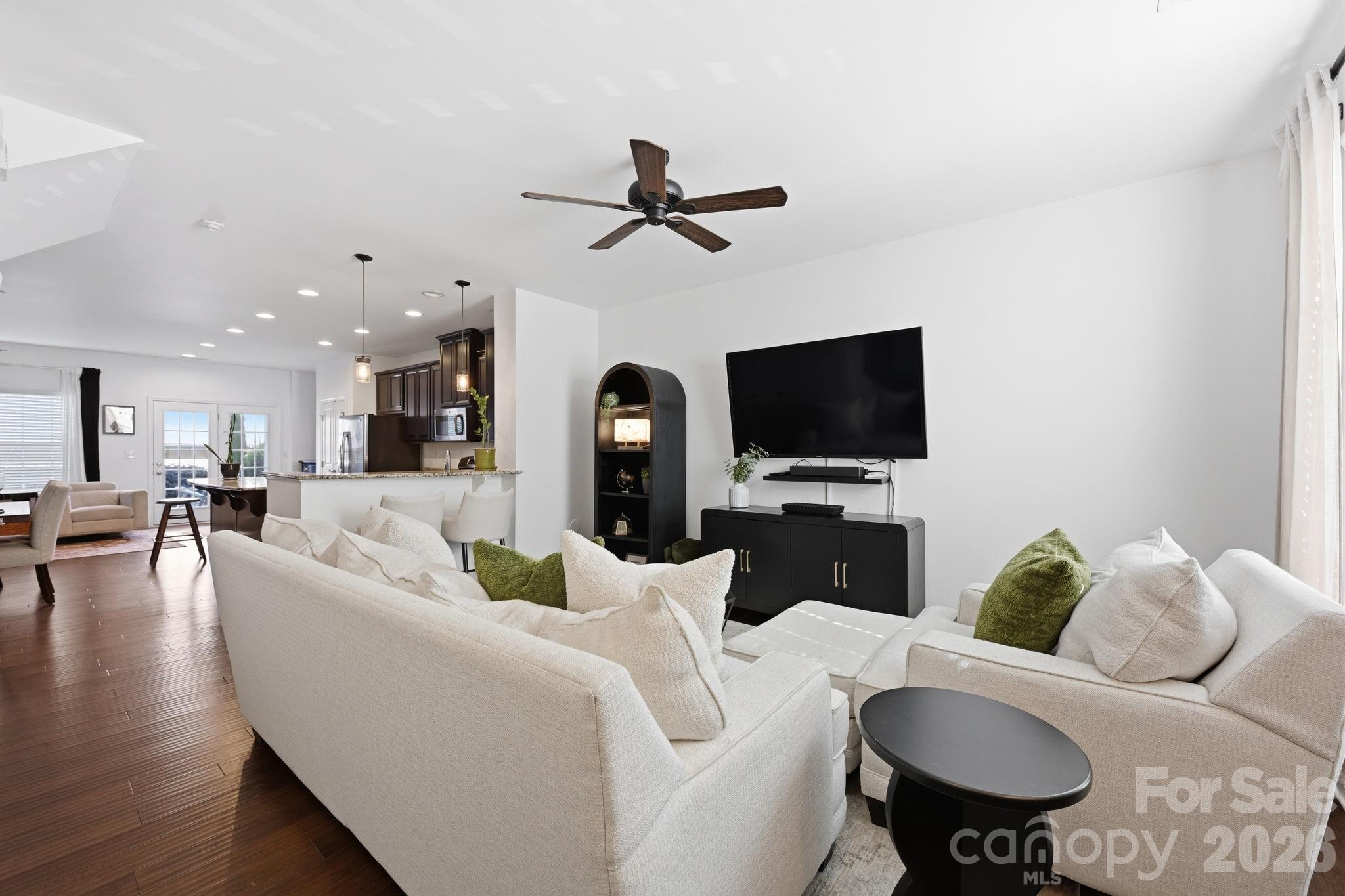 1353 Jacemans Way