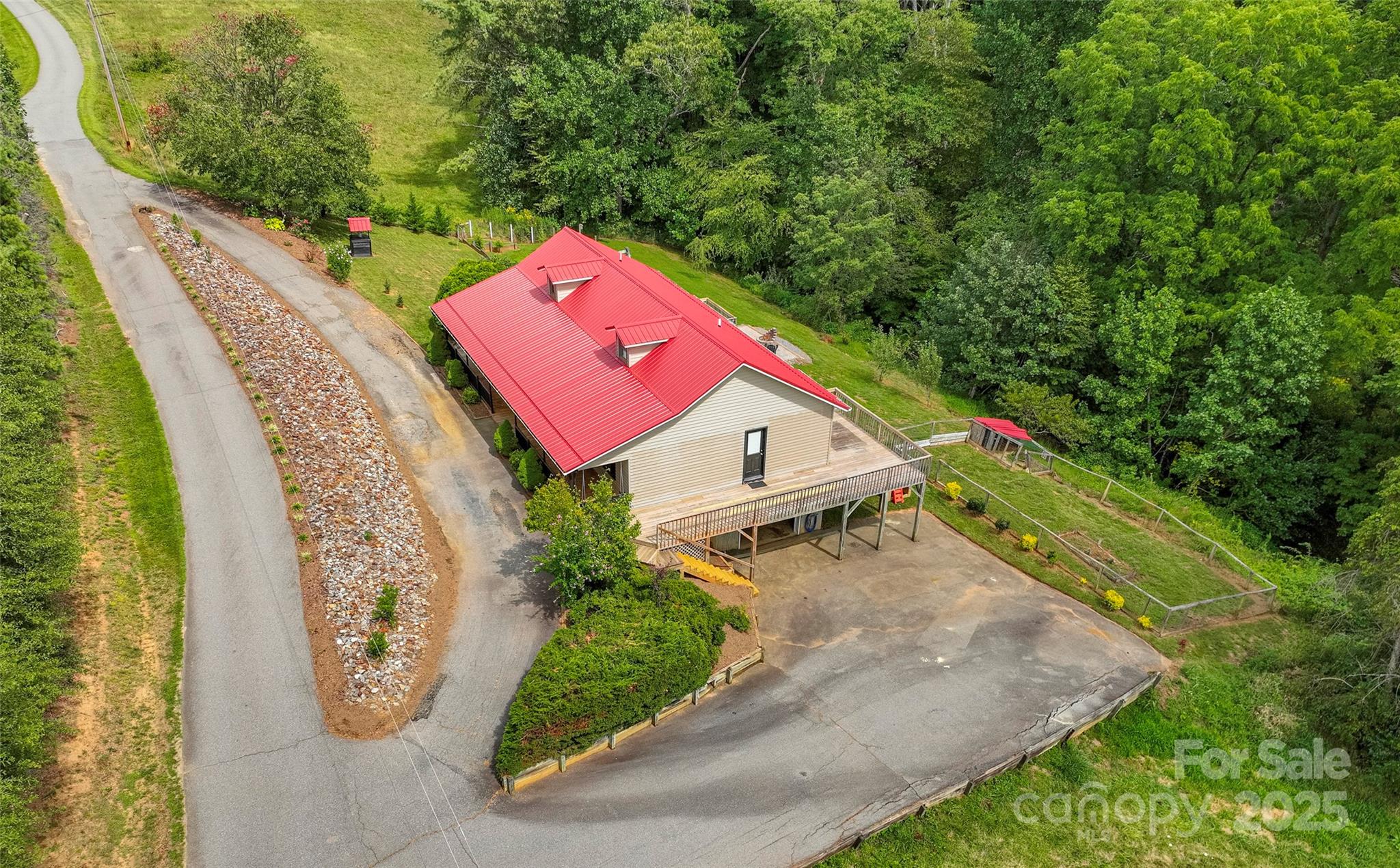 300 Dogwood Lane