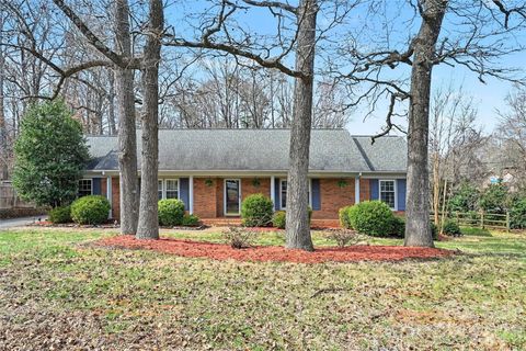 100 Dovershire Road Charlotte NC 28270