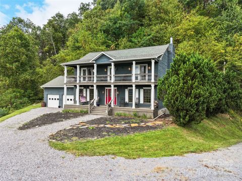 1231 Grandeur Heights Clyde NC 28721