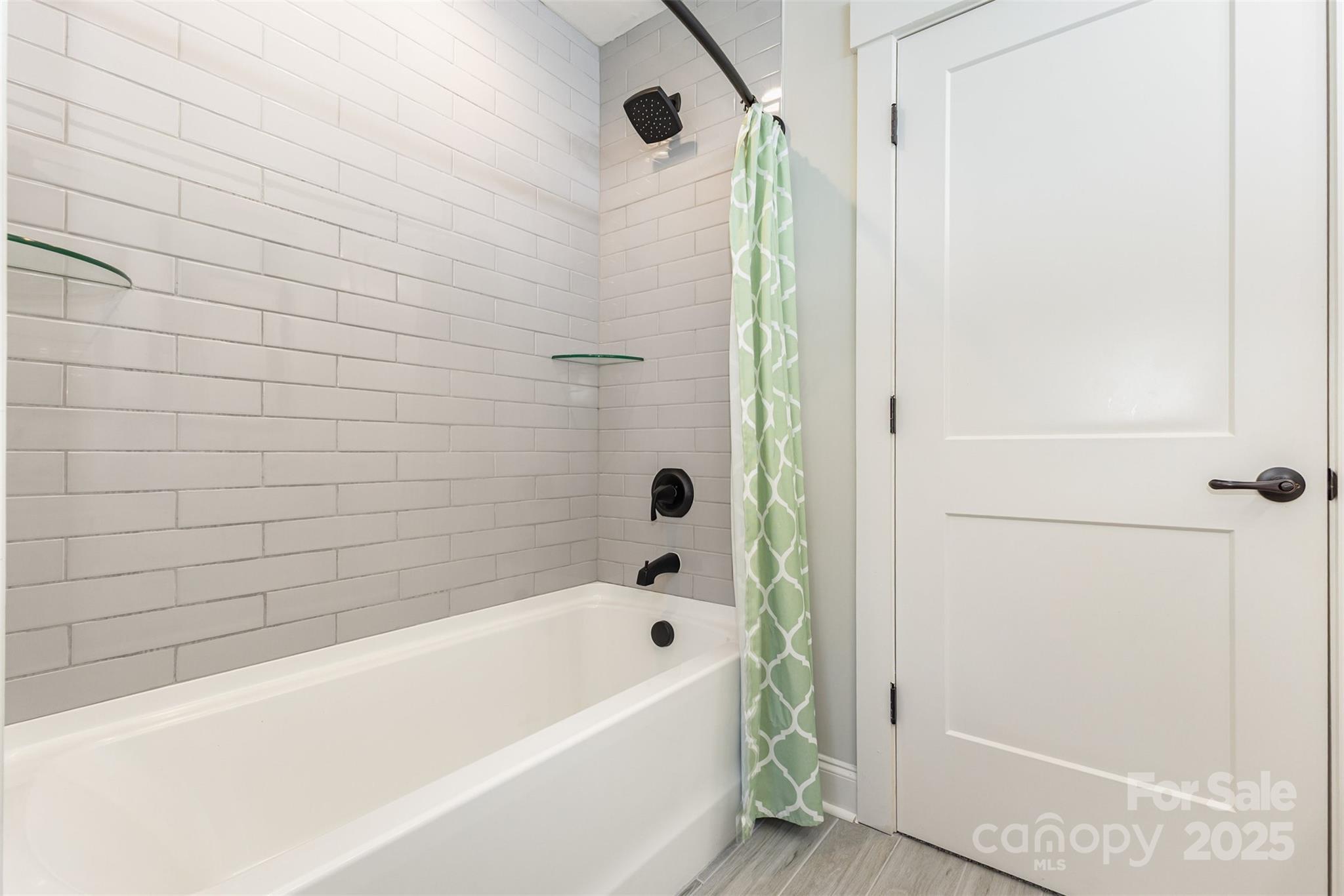 Magnolia - Residential