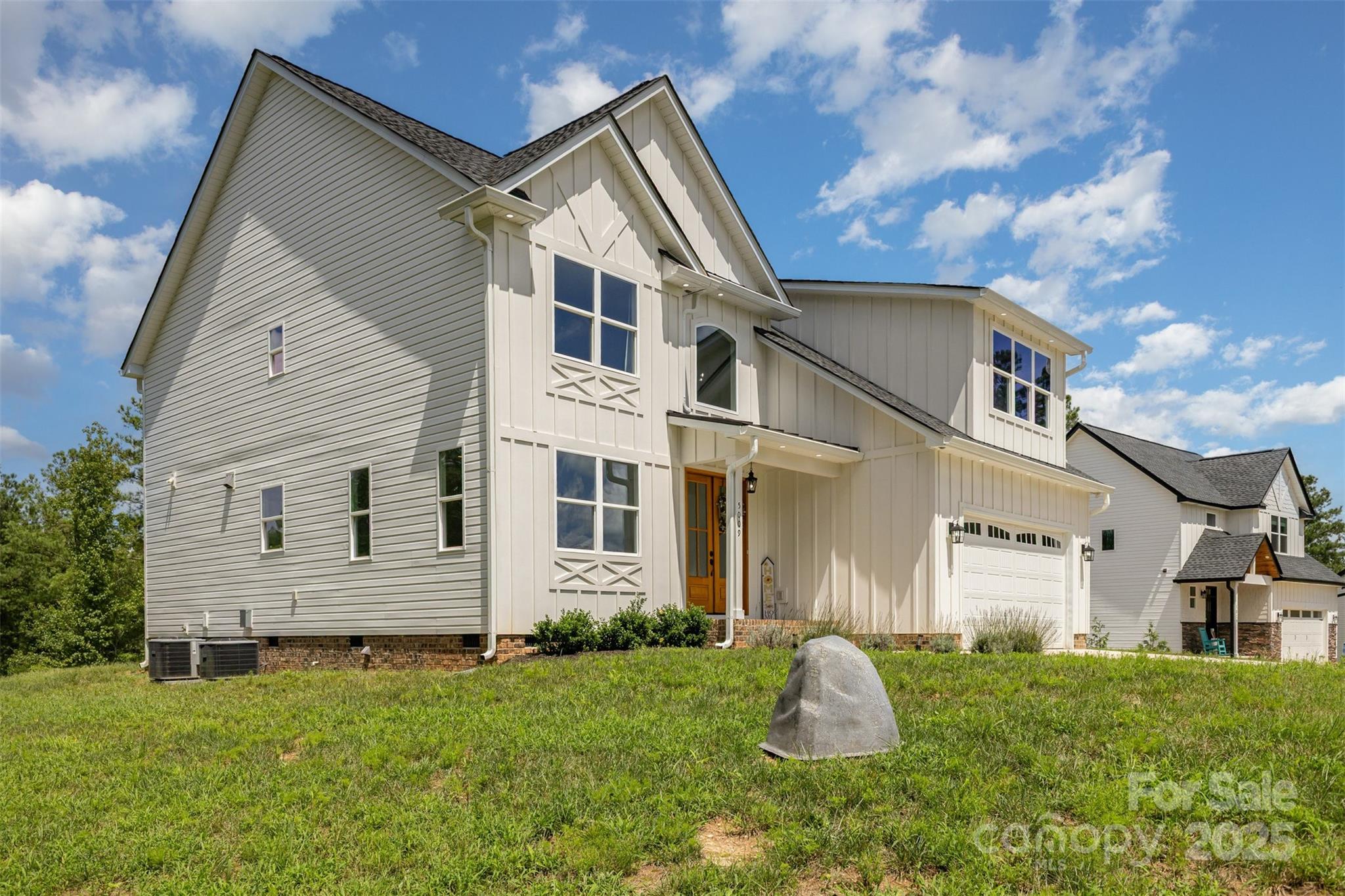 Magnolia - Residential