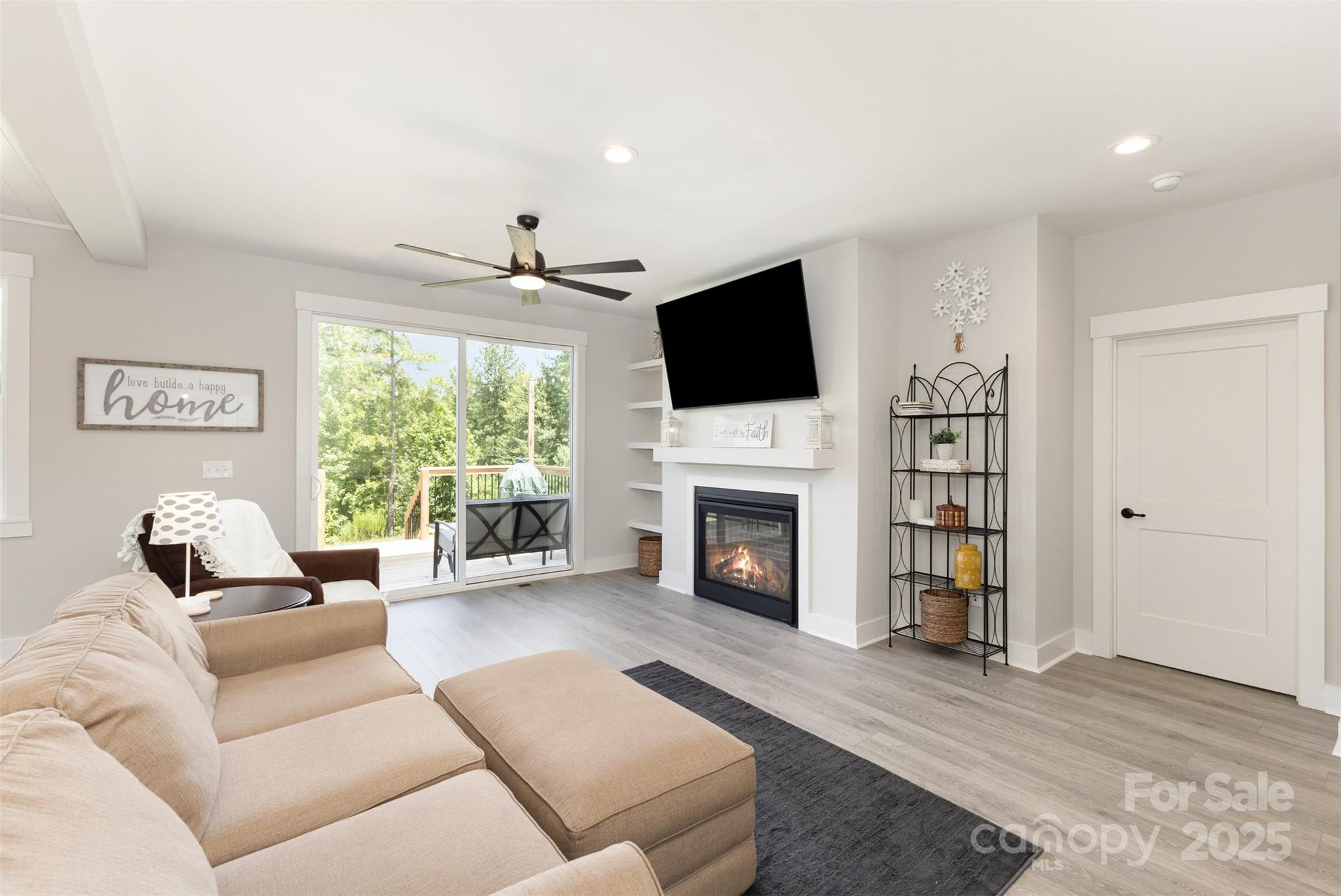 5009 Star Magnolia Court