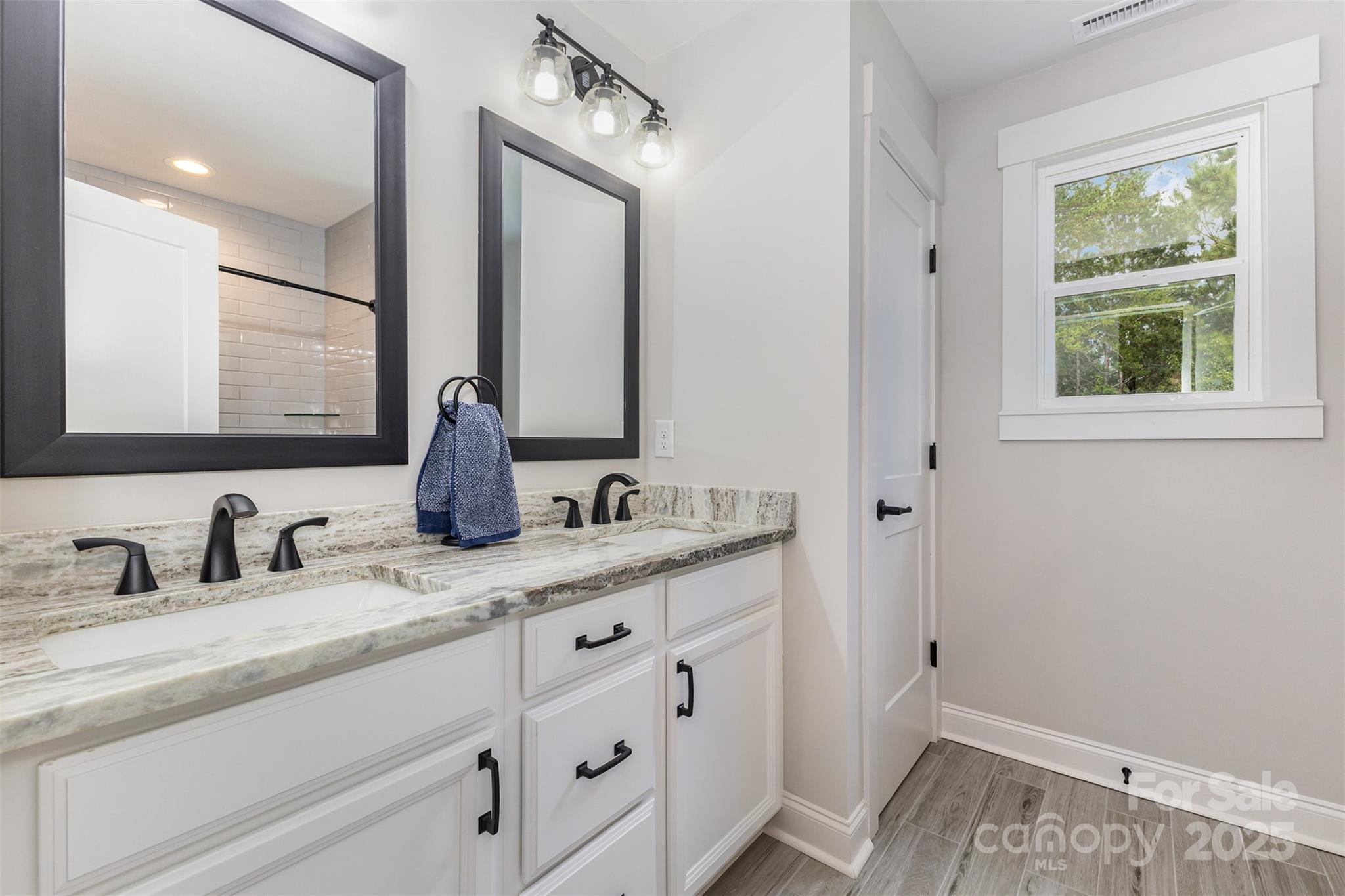 Magnolia - Residential