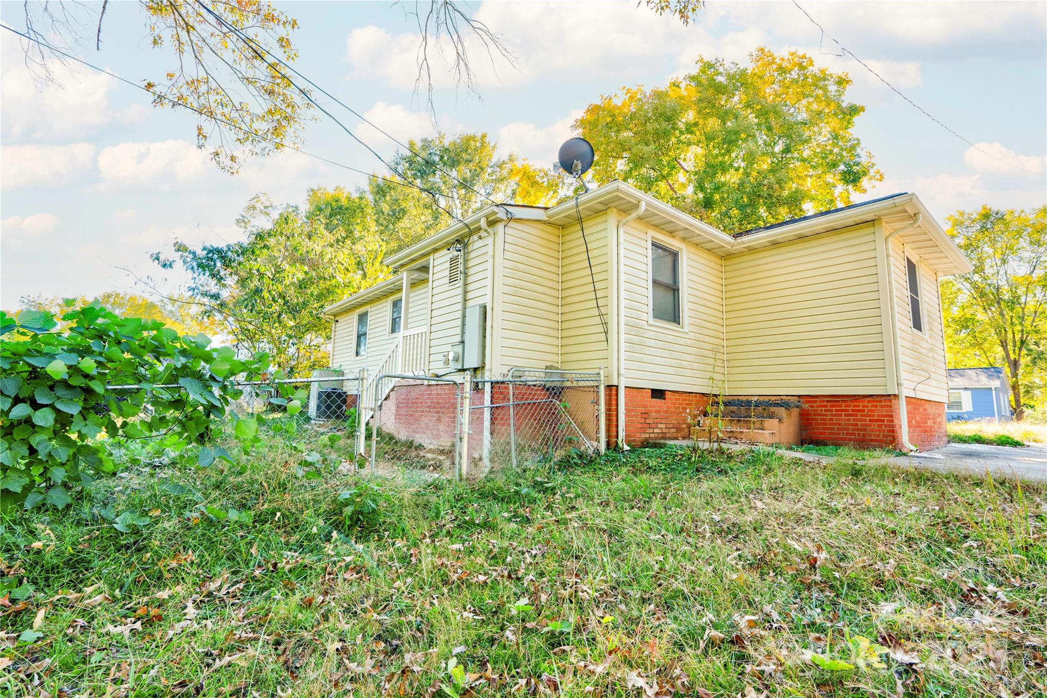302 Houser Street