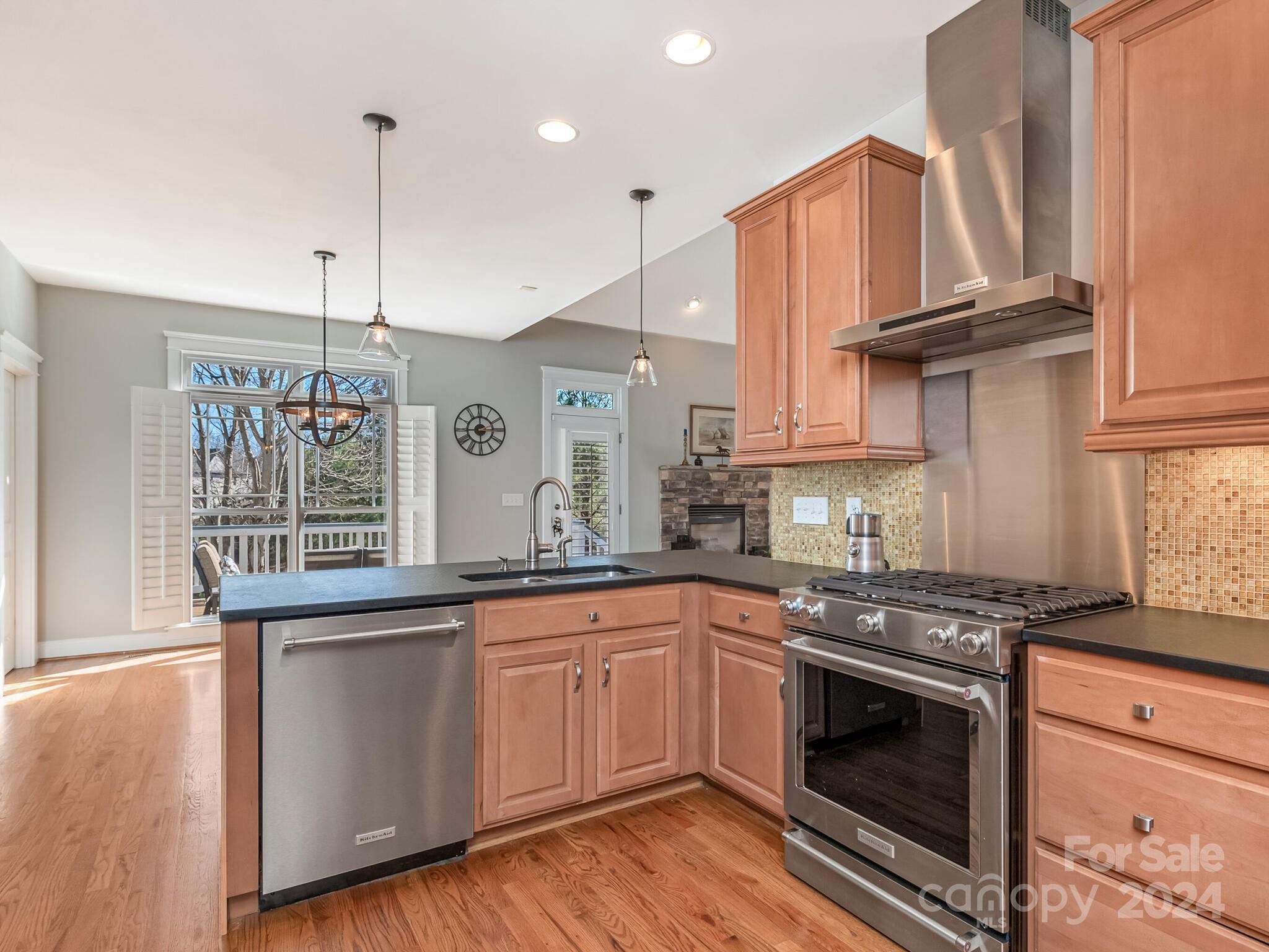 Lakeshore - Residential